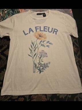 La Fleur Floral Graphic Tee - Cream with Blue Flowers